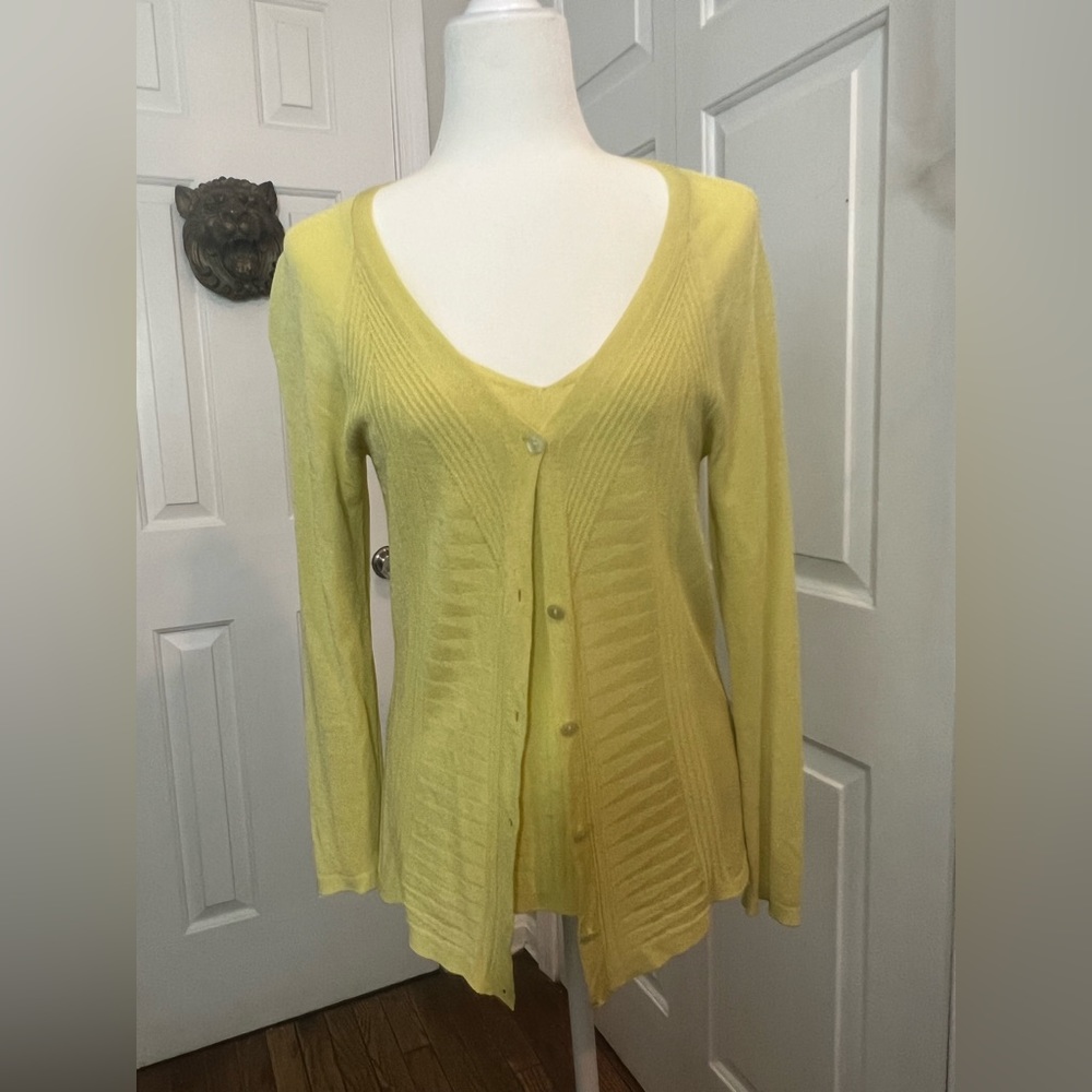 Escada yellow sweater set
